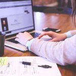 laptop-computer-writing-work-hand-screen-710504-pxhere.com (1)