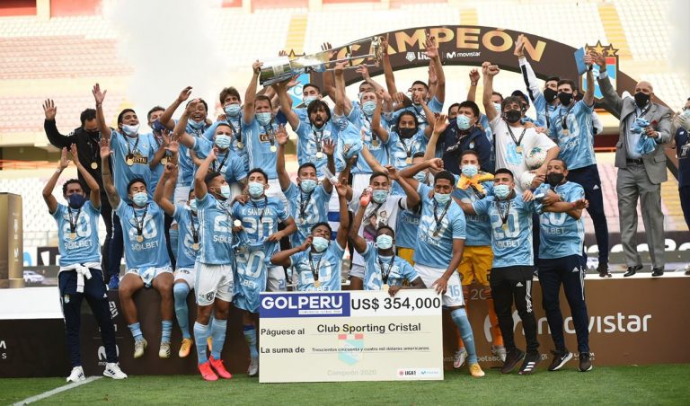 Perú: La copa es de Cristal.