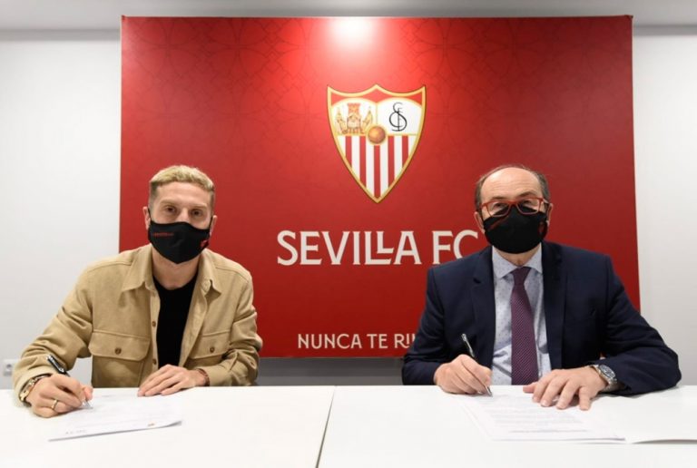 «Papu» Gómez, nuevo futbolista de Sevilla