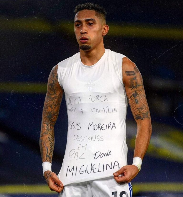 Raphinha: Un gol con dedicatoria al cielo