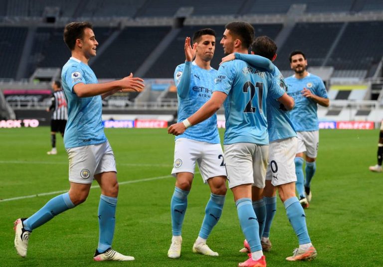El propietario del Manchester City pagará viaje de hinchas a Oporto para que vean la final de la Champions