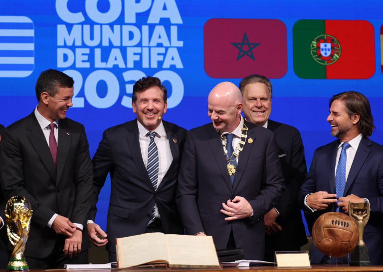 Conmebol propone un Mundial 2030 con 64 equipos y en tres continentes
