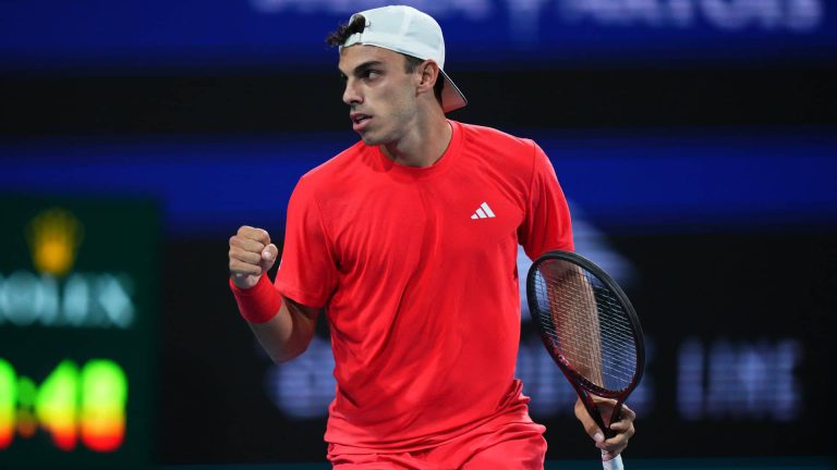 Francisco Cerúndolo tuvo un aplastante debut en el Masters 1000 de Monte-Carlo, ahora va por Carlos Alcaraz