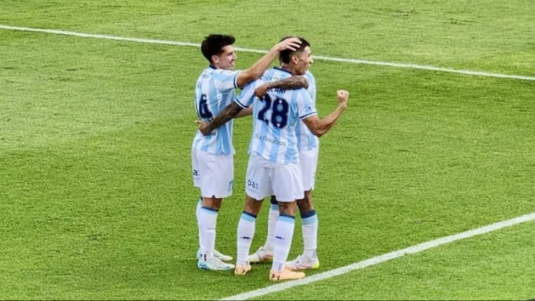 Racing derrotó a Aldosivi por 2 a 0 y se está metiendo en zona de clasificación a los octavos de final