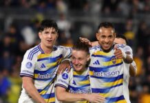 Boca brilló en Paraguay y avanzó a cuartos de final